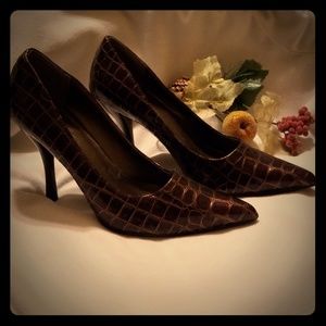 Charlotte Russe Geneva Choc high heels sz 7